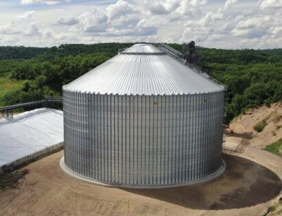 GSI_156-foot-diameter-bin-in-Wing-Minnestoa-US_Photo-cred-GSI_E